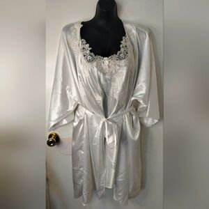 Vintage California Miss White Satin Lace‎ Nightgown Dress & Robe Size 2X 22W/24W